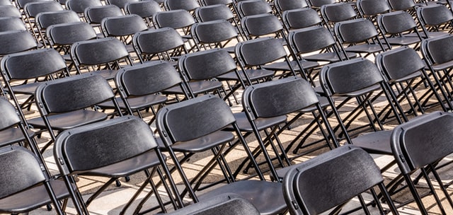 γλωσσοφοβία συμπτώματα αιτίες καρέκλες σε δημόσια ομιλία